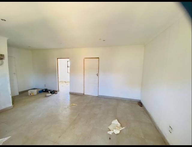 11 BEDROOM APARTMENT BLOCK FOR SALE IN GLENWOOD